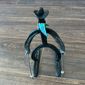 Horseshoe art- skiing